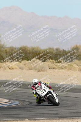 media/Dec-07-2025-CVMA (Sun) [[3e7d2de5dc]]/Race 9-Formula UL Shootout/